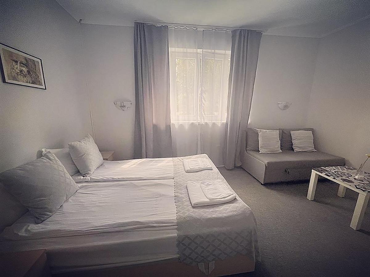 Da Vinci Guesthouse Varshets  Buitenkant foto